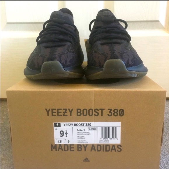 Yeezy boost 380 onyx